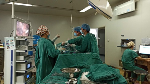 1590132551655000941.jpg 肺癌手术_conew1.jpg