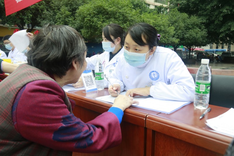 1603162693468052169.jpg conew__h4a0357.jpg