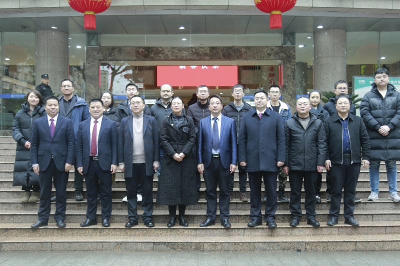 1707205832602001549.jpg 001.jpg