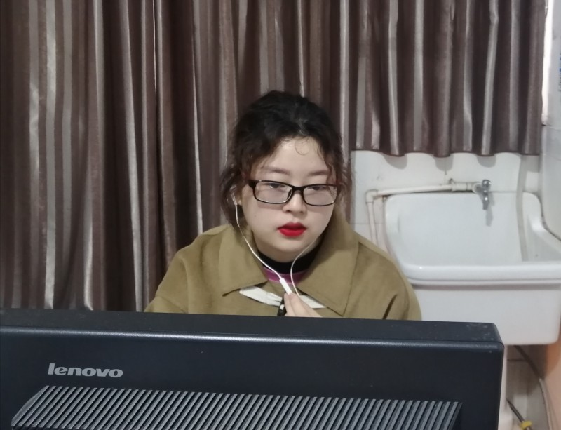 1612666859780030476.jpg 内分泌科护理组长刘莲 护师 (2)_conew1.jpg